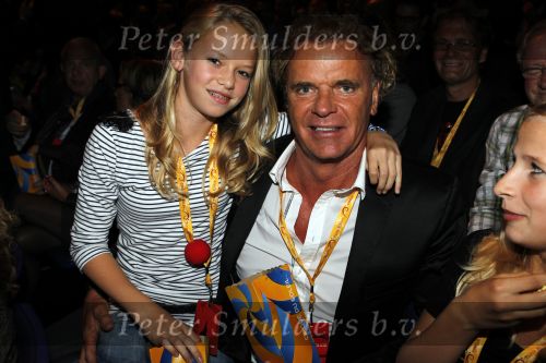 Amsterdam 7 oktober 2010
Premiere cirque du soleil bij de amsterdam Arena. Wino Omtzigt met dochter Romy
Peter Smulders bv