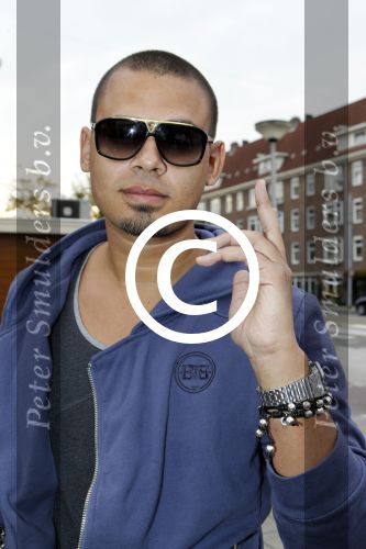 Amsterdam 25 september 2011
Avond tbv stop kindermisbruik in redsun in amsterdam. Afrojack met Buddha to Buddha en Nialayla armbanden
Peter Smulders bv