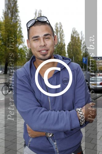 Amsterdam 25 september 2011
Avond tbv stop kindermisbruik in redsun in amsterdam. Afrojack met Buddha to Buddha en Nialayla armbanden
Peter Smulders bv
