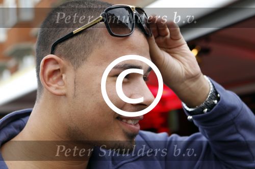 Amsterdam 25 september 2011
Avond tbv stop kindermisbruik in redsun in amsterdam. Afrojack met Buddha to Buddha en Nialayla armbanden
Peter Smulders bv
