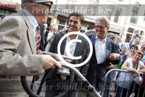 Amsterdam 25 september 2011
Premiere Andre v Duin in het nieuwe de la mar theater. Andre v Duin en Corrie v Gorp
Peter Smulders bv
