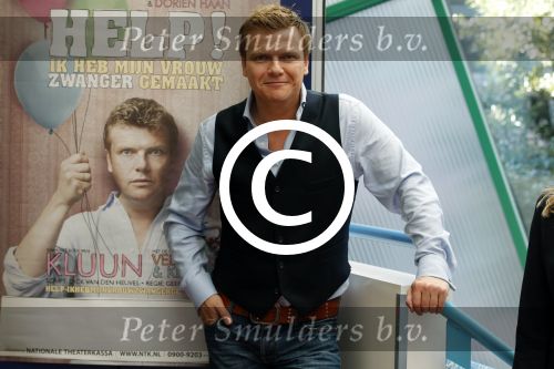Diemen 30 september 2011
Bastiaan ragas in theater in diemen.
Peter Smulders bv