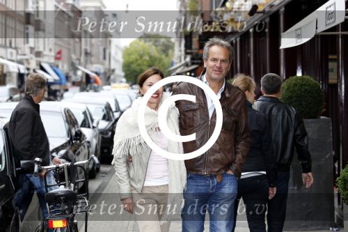 Amsterdam 20 september 2011
Bert Kuizenga met zijn vrouw op de pc hooftstraat.
Peter Smulders bv
