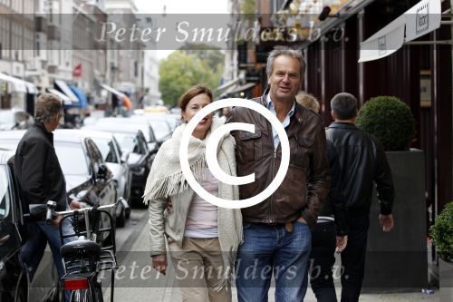Amsterdam 20 september 2011
Bert Kuizenga met zijn vrouw op de pc hooftstraat.
Peter Smulders bv