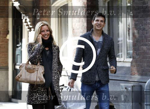 Amsterdam 19 september 2011
Candy Dulfer met haar vriend aan het lunchen en aan het winkelen.
Peter Smulders bv