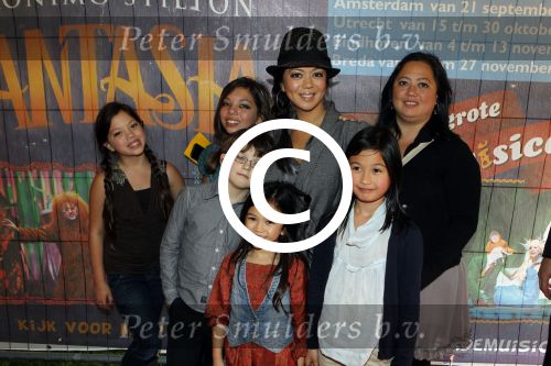 Amstelveen 21 september 2011
Cystine Carreon met dochter en familie bij premiere Fantasia.
Peter Smulders bv