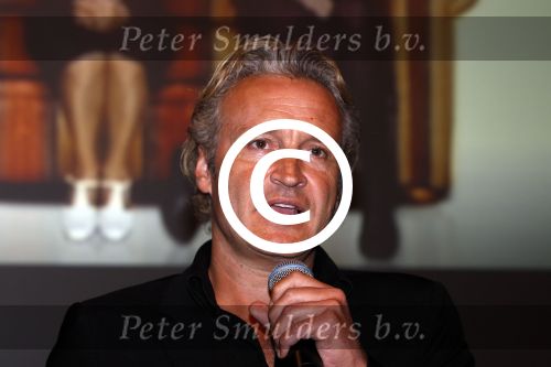 Amsterdam 27 september 2011
Presentatie Wendy v Dijk met Ushi and family bij hotel arena. Erland Galjaard
Peter Smulders bv