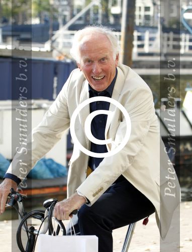 Amsterdam 29 september 2011
Fred Oster op de fiets in amsterdam.
Peter Smulders bv