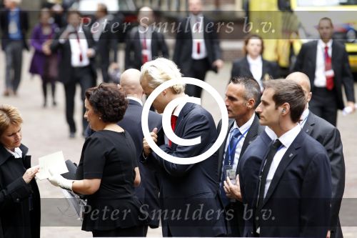 Den Haag 20 september 2011
Prinsjesdag op het binnenhof. Geert Wilders met vrouw en beveiliging
Peter Smulders bv