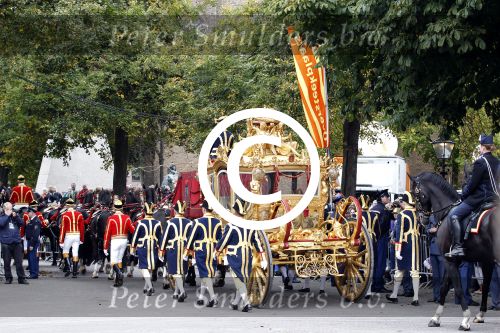 Den Haag 20 september 2011
Prinsjesdag in den haag met daarbij aanwezig Koningin Beatrix Prins Willem Alexander Maxima Pieter v Vollenhoven Prinses Margriet Prins Constantijn en prinses Laurentien. Gouden koets
Peter Smulders bv