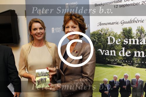 Den Haag 12 september 2011
Presentatie boek Annemarie Gualtherie v Weezel in nieuwspoort. Prins Carlos en Prinses irene zijn aanwezig als mede haat ouders. Neelie Kroes ontvangt het eerste boek in nieuwspoort.
Peter Smulders bv