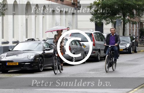 Amsterdam 17 september 2011
Tom en Janke Dekker onder de paraplu.
Peter Smulders bv