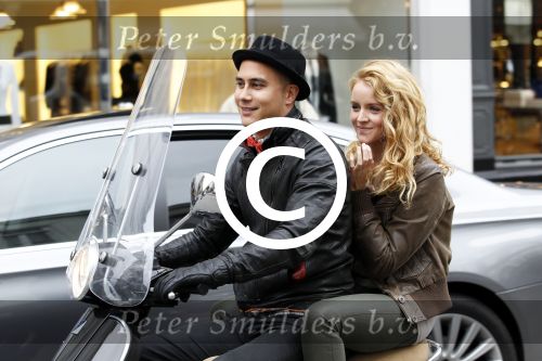 Amsterdam 20 september 2011
Liza Sips met vriend op vespa scooter.
Peter Smulders bv