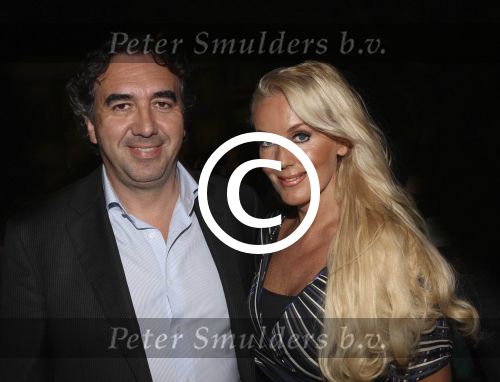 Mandy HuydtsDen Bosch, 22 September 2011
In theater parade zijn de BUMA.NL Awards uitgereikt.
Mandy Huydts met parner Nick Kouwenhoven
Foto Peter Smulders BV