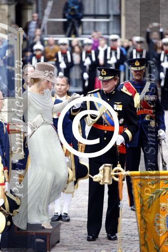 Den Haag 20 september 2011
Prinsjesdag in den haag met daarbij aanwezig Koningin Beatrix Prins Willem Alexander Maxima Pieter v Vollenhoven Prinses Margriet Prins Constantijn en prinses Laurentien.
Peter Smulders bv