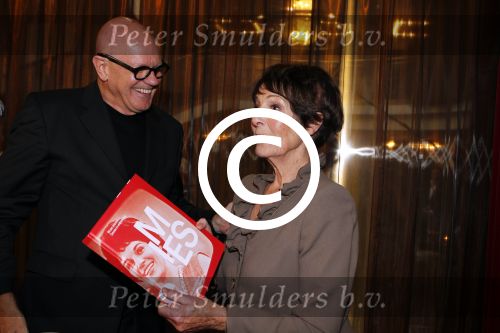 Amsterdam 29 september 2011
Presentatie boek Mies Bouwman in carre. Mies met uitgever Joop ...
Peter Smulders bv