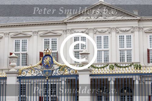 Den Haag 20 september 2011
Prinsjesdag op het binnenhof. Paleis Noordeinde met hek wat niet open ging
Peter Smulders bv