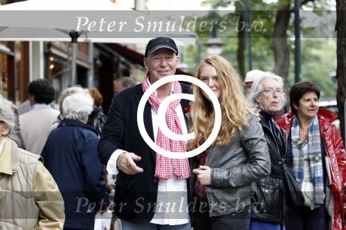 Amsterdam 17 september 2011
Peter faber met zijn dochter aan het winkelen.
Peter Smulders bv