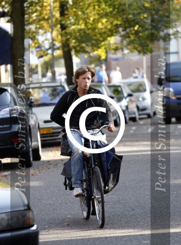 Amsterdam 24 september 2011
Peter Paul Muller op de fiets in adam.
Peter Smulders bv