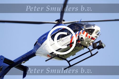 Nigtevecht 18 september 2011
Politie helicopter boven nigtevecht.
Peter Smulders bv