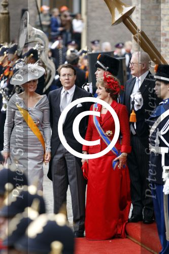 Den Haag 20 september 2011
Prinsjesdag in den haag met daarbij aanwezig Koningin Beatrix Prins Willem Alexander Maxima Pieter v Vollenhoven Prinses Margriet Prins Constantijn en prinses Laurentien.
Peter Smulders bv