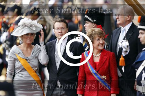 Den Haag 20 september 2011
Prinsjesdag in den haag met daarbij aanwezig Koningin Beatrix Prins Willem Alexander Maxima Pieter v Vollenhoven Prinses Margriet Prins Constantijn en prinses Laurentien.
Peter Smulders bv