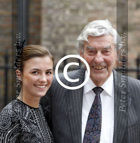Den Haag 20 september 2011
Prinsjesdag op het binnenhof. Ruud Lubbers met kleindochter
Peter Smulders bv