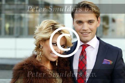 Vianen 15 september 2011
Modeshow Mix &Match van Danie Bles bij Miele. Sylvie v d Vaart met schoonmoeder en broer
Peter Smulders bv