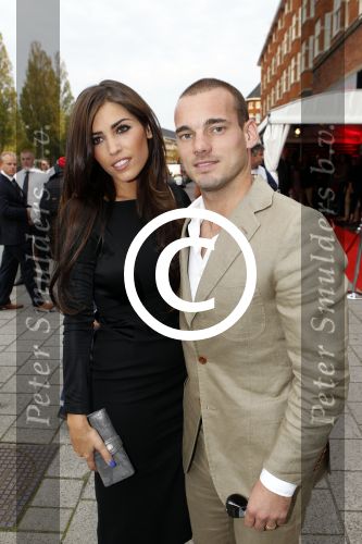Amsterdam 25 september 2011
Avond tbv stop kindermisbruik in redsun in amsterdam. Wesley Sneijder en Yolanthe Sneijder Cabau 
Peter Smulders bv