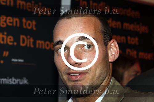 Amsterdam 25 september 2011
Avond tbv stop kindermisbruik in redsun in amsterdam. Wesley Sneijder met speciaal IWC horloge
Peter Smulders bv