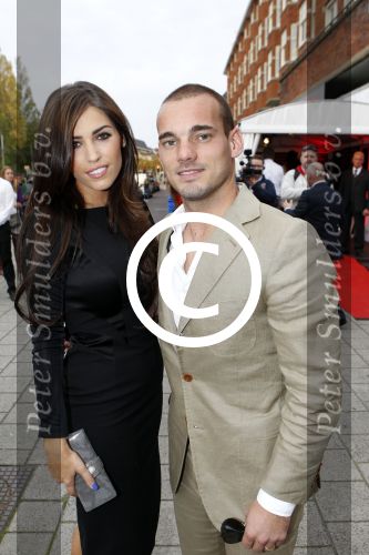 Amsterdam 25 september 2011
Avond tbv stop kindermisbruik in redsun in amsterdam. Wesley Sneijder en Yolanthe Sneijder Cabau 
Peter Smulders bv