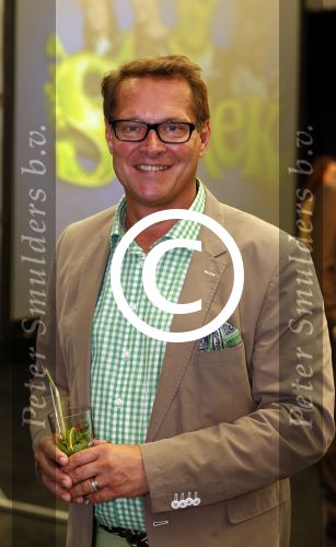 Amsterdam 19 september 2012
Presentatie musical Shrek met Paul Groot Kim Lian v d Meij Rogier Komproe en William Spaaij. Produyktie van Albert Verlinden.
Peter Smulder bv