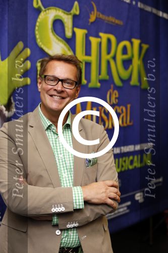 Amsterdam 19 september 2012
Presentatie musical Shrek met Paul Groot Kim Lian v d Meij Rogier Komproe en William Spaaij. Produyktie van Albert Verlinden.
Peter Smulder bv
