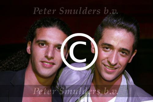 Amsterdam 17 september 2012
Presentatie cd YES R in de little buddha bar. Yes R met Ali B
Peter Smulders bv