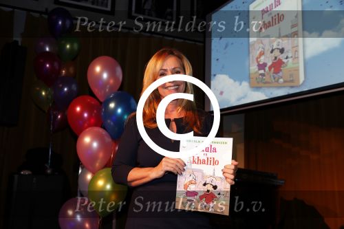 Amsterdam 24 september 2012
Presentatie kinderboek Angela Groothuizen . haar man Rob Mooij heeft de tekeningen gemaakt.
Peter Smulders bv