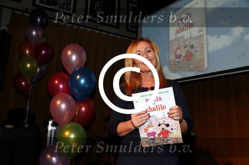 Amsterdam 24 september 2012
Presentatie kinderboek Angela Groothuizen . haar man Rob Mooij heeft de tekeningen gemaakt.
Peter Smulders bv