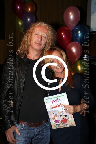 Amsterdam 24 september 2012
Presentatie kinderboek Angela Groothuizen . haar man Rob Mooij heeft de tekeningen gemaakt.
Peter Smulders bv