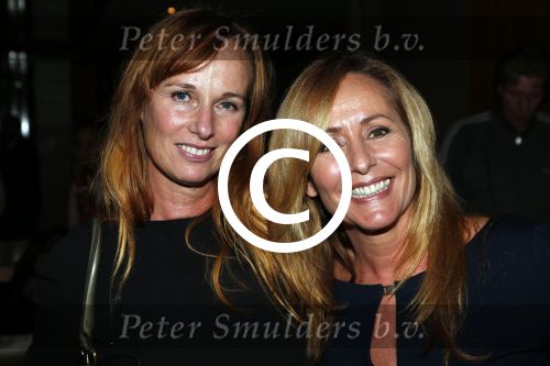Amsterdam 24 september 2012
Presentatie kinderboek Angela Groothuizen . haar man Rob Mooij heeft de tekeningen gemaakt. Angela met Patty Zomer
Peter Smulders bv