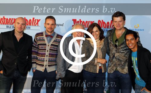 Amsterdam 7 oktober 2012
Premiere Asterix & Obelix in Pathe de munt. stemmencast Dean saunders Patrick Martens Youp van t Hek Liz Snoiijnk Beau v Erven Dorens en Jeronimo
Peter Smulders bv