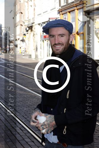 Amsterdam 7 november 2012
Ben Saunders met zijn ouders op straat.
Peter Smulders bv