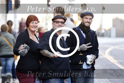 Amsterdam 7 november 2012
Ben Saunders met zijn ouders op straat.
Peter Smulders bv
