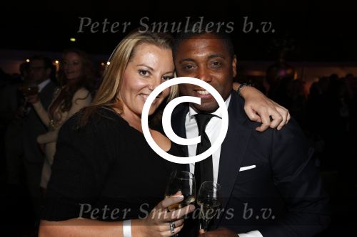 Amsterdam 13 oktober 2012
VIP avond LAF beurs bij westergasfabriek. Brian Roy met een kennis
Peter Smulders bv
