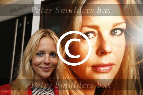 Amsterdam 24 september 2012
Presentatie portretfoto\'s in nieuwe de la mar gemaakt door Koos Breukel in opdracht van Janine v d Ende. Chantal janzen
Peter Smulders bv
