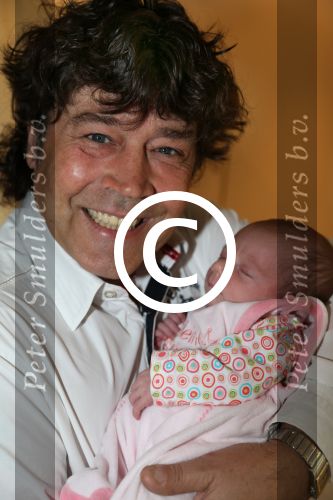 Wardenburg Duitsland), 27 September 2012
Dennie Christian met zijn vrouw Roswitha, hun dochter Romina met man en dochter
Foto Peter Smulders BV