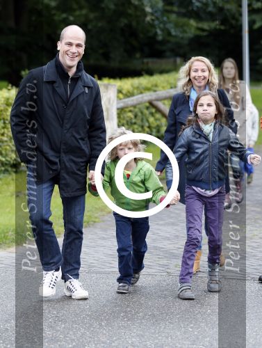 Almere 22 september 2012
Diederik Samsom en zijn vrouw en kinderen aan het IVN natuurontbijt in Almere Haven.
Peter Smulders bv