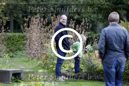 Almere 22 september 2012
Diederik Samsom en zijn vrouw en kinderen aan het IVN natuurontbijt in Almere Haven.
Peter Smulders bv