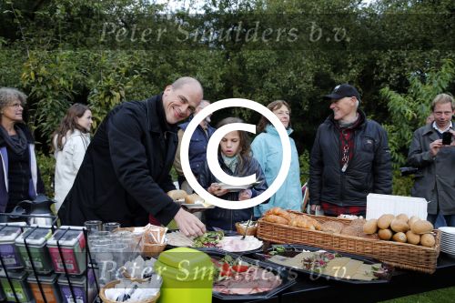Almere 22 september 2012
Diederik Samsom en zijn vrouw en kinderen aan het IVN natuurontbijt in Almere Haven.
Peter Smulders bv