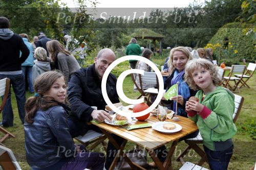 Almere 22 september 2012
Diederik Samsom en zijn vrouw en kinderen aan het IVN natuurontbijt in Almere Haven.
Peter Smulders bv
