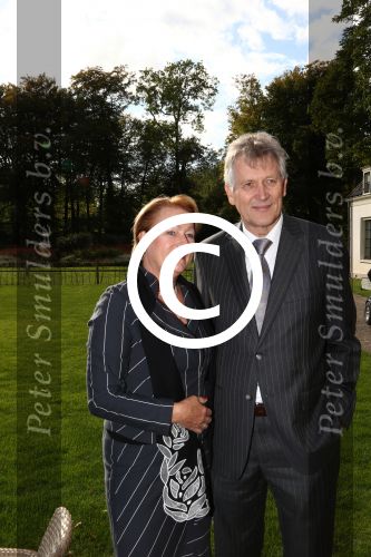 Ermerlo, 4 Oktober 2012
Trouwen van Henk Timmer met Marianne Timmer
Dirk Scheringa met zijn vrouw
Foto Peter Smulders BV