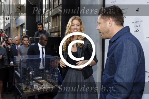 Amsterdam 4 oktober 2012
Doutzen Kroes opent de G Star woman winkel in Amsterdam.
Peter Smulders bv